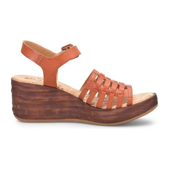 Korks Shoes - 👉Kors Women’s Chic Buckle Closure Comfort Platform Sandals Size 8M